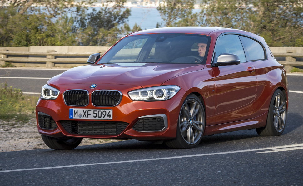 bmw 128i peso olio